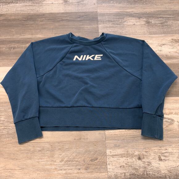 Nike Dri-Fit Teal White Womens L Get It Fleece Training Crop Crewneck Sweatshirt - Picture 1 of 9